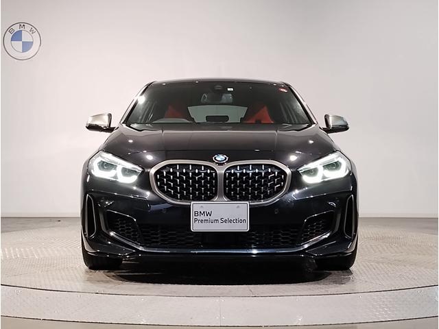 １シリーズ Ｍ１３５ｉ　ｘＤｒｉｖｅ　赤革シート　駐車支援　後退支援　純正ＨＤＤナビ　バックカメラ　前後ＰＤＣ　ＬＥＤヘッドライト　シートヒーター　オートハイビーム　オートトランク　ＬＥＤヘッドライト　ミラーＥＴＣ（75枚目）