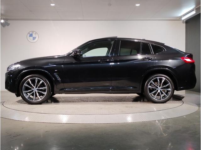 Ｘ４ ｘＤｒｉｖｅ　２０ｄ　Ｍスポーツ　セレクトパッケージ　サンルーフ　黒レザー　シートヒーター　ステアリングヒーター　全周囲カメラ　フルセグＴＶ　ＬＥＤヘッドライト　アクティブクルーズコントロール　パドルシフト　電動リアゲート　Ｇ０２（9枚目）