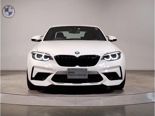 Ｍ２ コンペティション　Ｍ　ＤＣＴ・ワンオーナー・ブラックレザーシート・シートヒーター・ハーマンカードン・純正１９インチＡＷ・純正ＨＤＤナビ・バックカメラ・ＰＤＣ・インテリジェントセーフティ・クルーズコントロール・ＥＴＣ（6枚目）