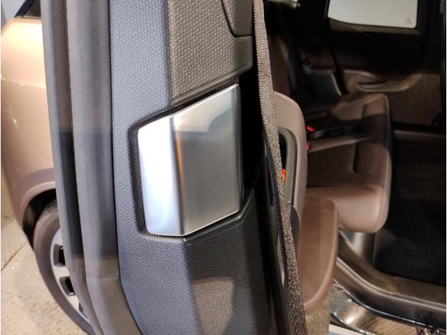 ｉ３ スイート　レンジ・エクステンダー装備車　ワンオーナー　アクティブクルーズコントロール　ＬＥＤヘッドライト　ＨＤＤナビ　バックカメラ　シートヒーター　ミラー型ＥＴＣ　フォグランプ　コンフォートアクセスインテリジェントセーフティ　１９インチＡＷ（41枚目）