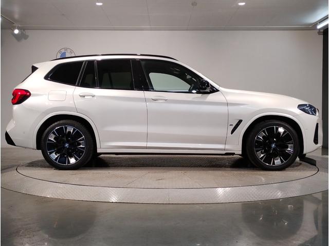 ＢＭＷ ｉＸ３