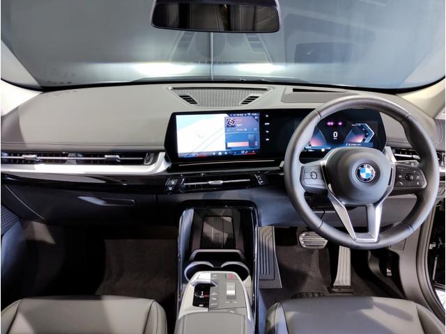Ｘ１ ｘＤｒｉｖｅ　２０ｄ　ｘライン　弊社元デモカー　カーブドディスプレイ　ブラックレザーシート　シートヒーター　アクティブクルーズコントロール　ステアリングアシスト　全周囲カメラ　純正１８インチアロイホイール　ヘッドアップディスプレイ（38枚目）