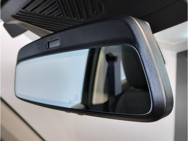 Ｘ１ ｘＤｒｉｖｅ　２０ｄ　ｘライン　弊社元デモカー　カーブドディスプレイ　ブラックレザーシート　シートヒーター　アクティブクルーズコントロール　ステアリングアシスト　全周囲カメラ　純正１８インチアロイホイール　ヘッドアップディスプレイ（57枚目）