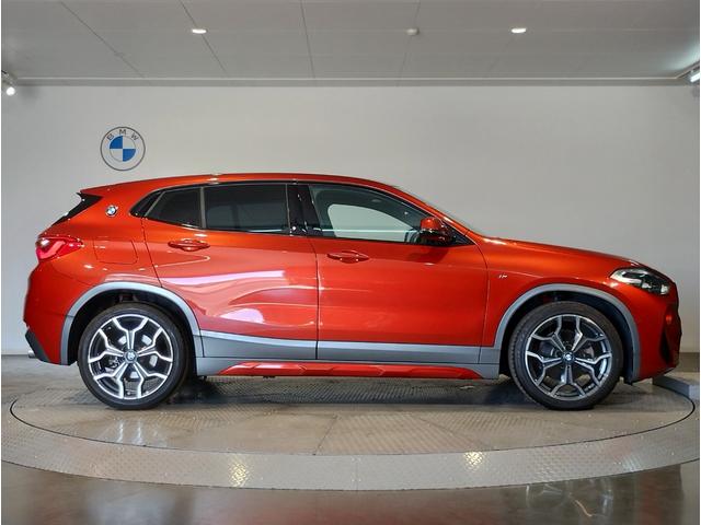 Ｘ２ ｘＤｒｉｖｅ　１８ｄ　ＭスポーツＸ　ハイラインパック　ハイラインパッケージ　アドバンスドアクティブセーフティパッケージ　アクティブクルーズコントロール　ヘッドアップディスプレイ　レザーシート　１９インチアルミホイール　パワーシート・ＨＤＤナビ（8枚目）