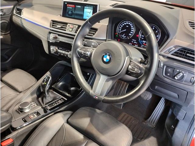 Ｘ２ ｘＤｒｉｖｅ　１８ｄ　ＭスポーツＸ　ハイラインパック　ハイラインパッケージ　アドバンスドアクティブセーフティパッケージ　アクティブクルーズコントロール　ヘッドアップディスプレイ　レザーシート　１９インチアルミホイール　パワーシート・ＨＤＤナビ（13枚目）