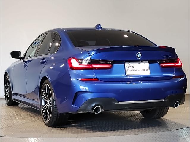 3シリーズ 320i Mスポーツ デビューパッケージ ブラックレザーシート シートヒーター オプション19インチアロイホイール ヘッドアップディスプレイ コンフォートパッケージ 電動リアゲート アクティブクルーズコントロール LED(8枚目)