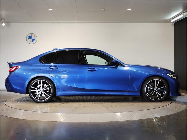 3シリーズ 320i Mスポーツ デビューパッケージ ブラックレザーシート シートヒーター オプション19インチアロイホイール ヘッドアップディスプレイ コンフォートパッケージ 電動リアゲート アクティブクルーズコントロール LED(11枚目)