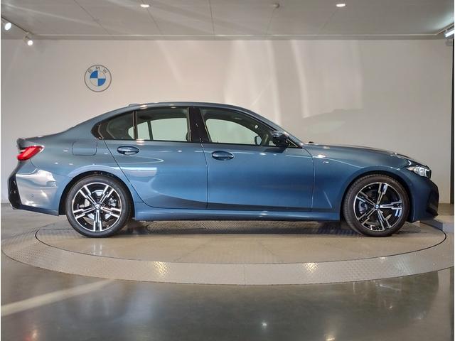 ３シリーズ ３２０ｄ　ｘＤｒｉｖｅ　Ｍスポーツ　弊社元デモカー　後期ＬＣＩモデル　後期ハンドル　カーブドディスプレイ　全周囲カメラ　アクティブクルーズコントロール　ステアリングヒーター　シートヒーター　電動リアゲート　ヘッドアップディスプレイ（10枚目）