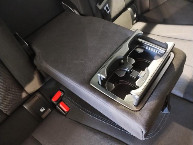 ３シリーズ ３２０ｄ　ｘＤｒｉｖｅ　Ｍスポーツ　弊社元デモカー　後期ＬＣＩモデル　後期ハンドル　カーブドディスプレイ　全周囲カメラ　アクティブクルーズコントロール　ステアリングヒーター　シートヒーター　電動リアゲート　ヘッドアップディスプレイ（32枚目）