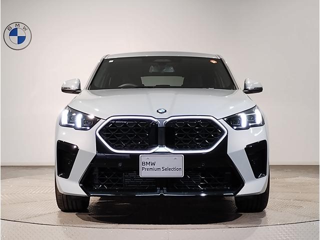 X2 xDrive 20i Mスポーツ 元弊社デモレンタ・アクティブクルーズコントロール・純正ナビ・全周囲カメラ・PDC・パワーシート・シートヒーター・ステアリングヒーター・パワーバックドア・アイコニックグロー・インテリジェントセーフティ(6枚目)