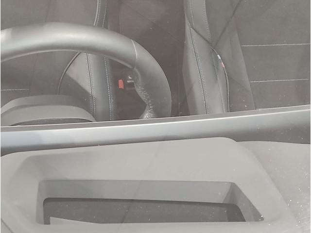 X2 xDrive 20i Mスポーツ 元弊社デモレンタ・アクティブクルーズコントロール・純正ナビ・全周囲カメラ・PDC・パワーシート・シートヒーター・ステアリングヒーター・パワーバックドア・アイコニックグロー・インテリジェントセーフティ(31枚目)