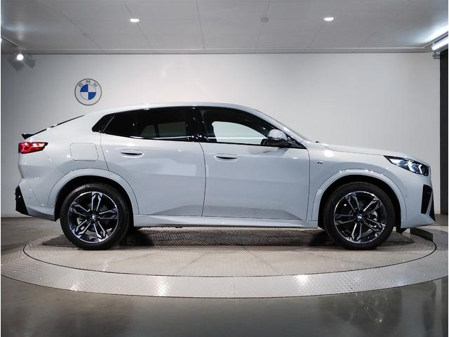 X2 xDrive 20i Mスポーツ 元弊社デモレンタ・アクティブクルーズコントロール・純正ナビ・全周囲カメラ・PDC・パワーシート・シートヒーター・ステアリングヒーター・パワーバックドア・アイコニックグロー・インテリジェントセーフティ(76枚目)
