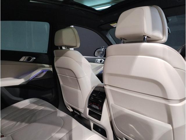 Ｘ６ ｘＤｒｉｖｅ　３５ｄ　Ｍスポーツ　ワンオーナー　プラスパッケージ　サンルーフ　コンフォートパッケージ　クリスタルフィニッシュ　純正２２インチアルミホイール　アイボリーレザーシート　ソフトクローズドア　ベンチレーションシート　純正地デジ（40枚目）