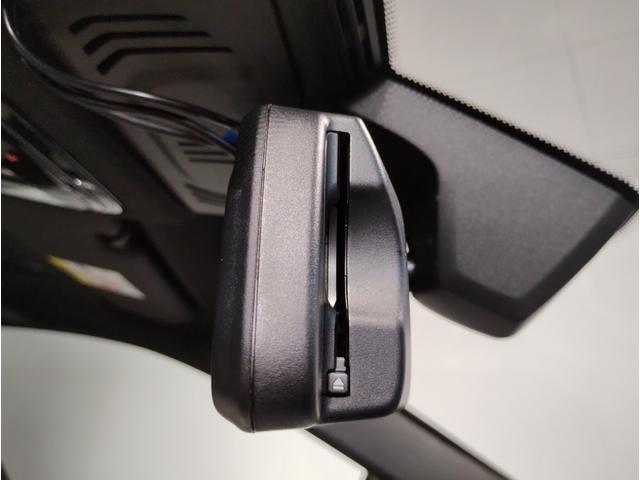 Ｘ６ ｘＤｒｉｖｅ　３５ｄ　Ｍスポーツ　ワンオーナー　プラスパッケージ　サンルーフ　コンフォートパッケージ　クリスタルフィニッシュ　純正２２インチアルミホイール　アイボリーレザーシート　ソフトクローズドア　ベンチレーションシート　純正地デジ（78枚目）