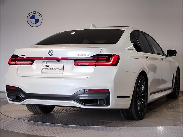 ７シリーズ ７４０ｄ　ｘＤｒｉｖｅ　Ｍスポーツ　ブラックレザー　ベンチレーションシート　ヘッドアップディスプレイ　全周囲カメラ　ＨＤＤナビ　地デジ　ソフトクローズドア　パワーシート　シートヒーター　電動リアゲート　アクティブクルーズコントロール（10枚目）