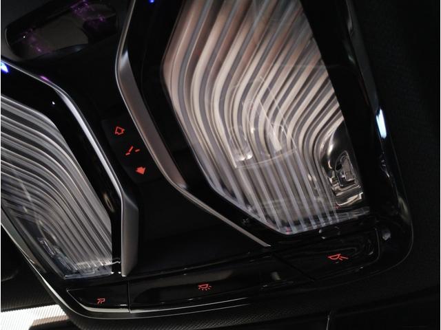 ７シリーズ ７４０ｄ　ｘＤｒｉｖｅ　Ｍスポーツ　ブラックレザー　ベンチレーションシート　ヘッドアップディスプレイ　全周囲カメラ　ＨＤＤナビ　地デジ　ソフトクローズドア　パワーシート　シートヒーター　電動リアゲート　アクティブクルーズコントロール（79枚目）