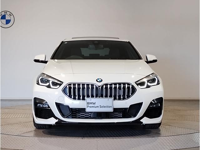 2シリーズ 218iグランクーペ Mスポーツ サンルーフ プラスパッケージ ブラックレザーシート シートヒーター ナビパッケージ ワンオーナー HIFIスピーカー アクティブクルーズコントロール LEDヘッドライト 純正18インチアロイホイール(12枚目)
