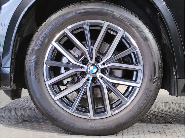 Ｘ１ ｘＤｒｉｖｅ　２０ｄ　Ｍスポーツ　カーブドディスプレイ・アクティブクルーズコントロール・ヘッドアップディスプレイ・全周囲カメラ・シートヒーター・アダプティブＬＥＤヘッドライト・１８インチアルミ・アップルカープレイ・元レンタカー（32枚目）