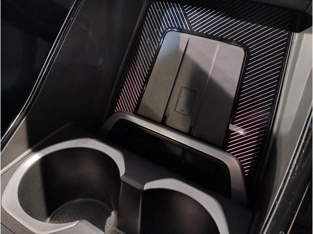 Ｘ２ ｘＤｒｉｖｅ　２０ｉ　Ｍスポーツ　レンタカーアップ　２０インチアロイホイール　ヘッドアップディスプレイ　アクティブクルーズコントロール　全周囲カメラ　インテリアカメラ　ＬＥＤヘッドライト　コンフォートアクセス　ＥＴＣ　電動リアゲート（53枚目）