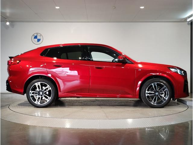 Ｘ２ ｘＤｒｉｖｅ　２０ｉ　Ｍスポーツ　オイスターレザー・ハーマンカードン・ヘッドアップディスプレイ・全周囲カメラ・アクティブクルーズコントロール・インテリジェントセーフティ・パーキングアシスト・シートヒーター・パワーシート・元レンタ（61枚目）