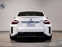 【拘りのFR】BMWが多く採用するFR車。ダイレクトでスポーティな加速感・シャープなハンドリングを実現。縦置きエンジンレイアウトにより、フラットで上質な乗り味です。