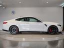 【拘りのFR】BMWが多く採用するFR車。ダイレクトでスポーティな加速感・シャープなハンドリングを実現。縦置きエンジンレイアウトにより、フラットで上質な乗り味です。