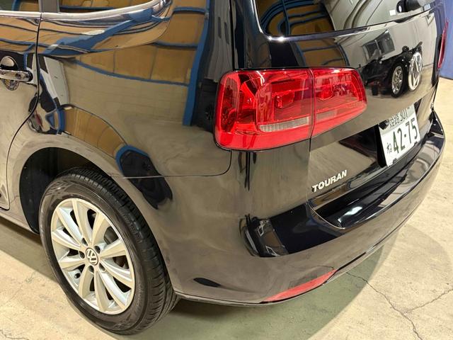 ゴルフトゥーラン ＴＳＩ　ハイライン　／アルパイン８インチナビ／バックカメラ／ＥＴＣ（12枚目）