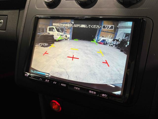 ゴルフトゥーラン ＴＳＩ　ハイライン　／アルパイン８インチナビ／バックカメラ／ＥＴＣ（15枚目）