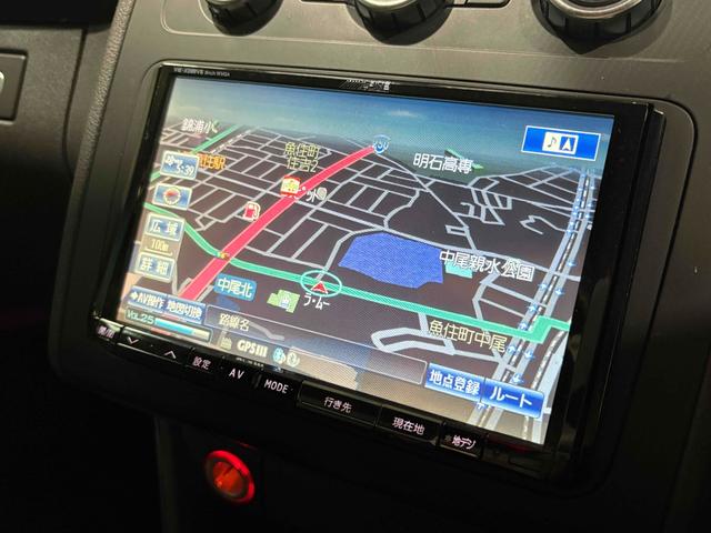 ゴルフトゥーラン ＴＳＩ　ハイライン　／アルパイン８インチナビ／バックカメラ／ＥＴＣ（16枚目）