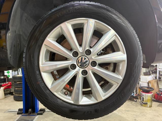 ゴルフトゥーラン ＴＳＩ　ハイライン　／アルパイン８インチナビ／バックカメラ／ＥＴＣ（30枚目）