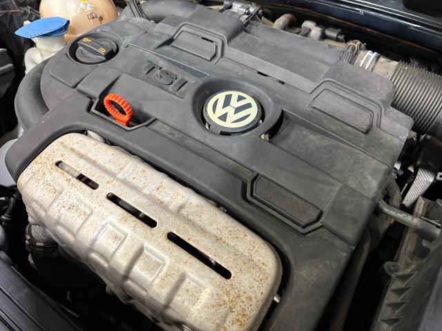 ゴルフトゥーラン ＴＳＩ　ハイライン　／アルパイン８インチナビ／バックカメラ／ＥＴＣ（34枚目）