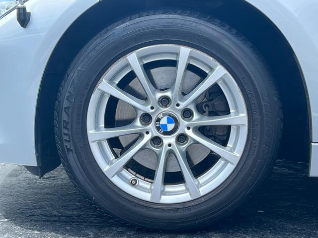 ３２０ｉ　ユーザー買取車両・純正ナビ・バックカメラ・地デジＴＶ・コンフォートアクセス・プッシュスタート・前席パワーシート・ＥＴＣ・スペアキー有(39枚目)