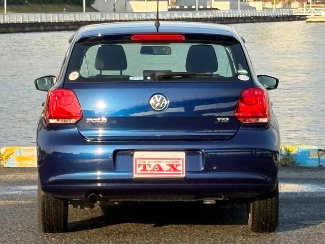 ポロ ＴＳＩハイライン　ワンオーナー・ユーザー買取車両・社外ナビ・ＴＶ・バックカメラ・ＥＴＣ（9枚目）