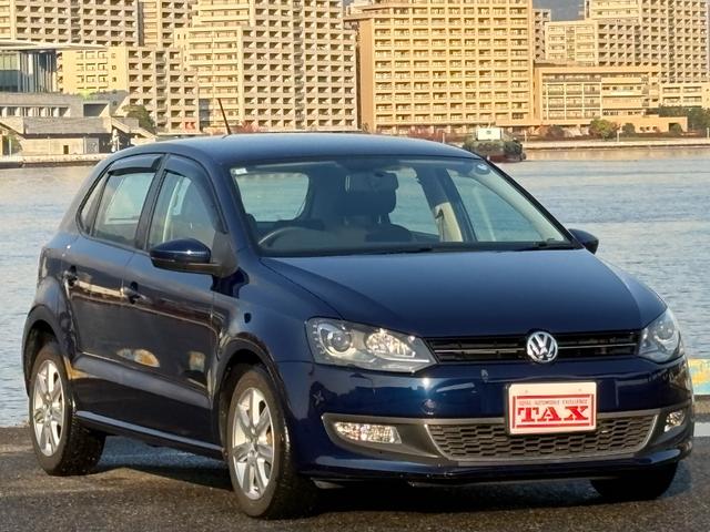 ポロ ＴＳＩハイライン　ワンオーナー・ユーザー買取車両・社外ナビ・ＴＶ・バックカメラ・ＥＴＣ（12枚目）