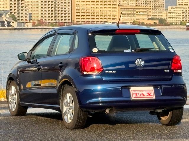 ポロ ＴＳＩハイライン　ワンオーナー・ユーザー買取車両・社外ナビ・ＴＶ・バックカメラ・ＥＴＣ（13枚目）