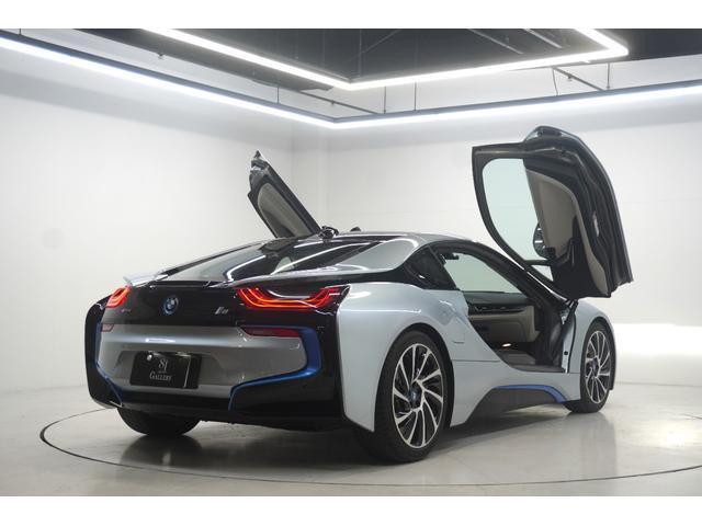 ｉ８ ベースグレード　左ハンドル、ベースグレード（４名）ハーマンカードン、シートヒーター、ヘッドアップディスプレイ、２０インチＡＷ、クルーズコントロール、ドライブレコーダー前後、レーダー探知機、ＥＴＣ、バックカメラ（16枚目）