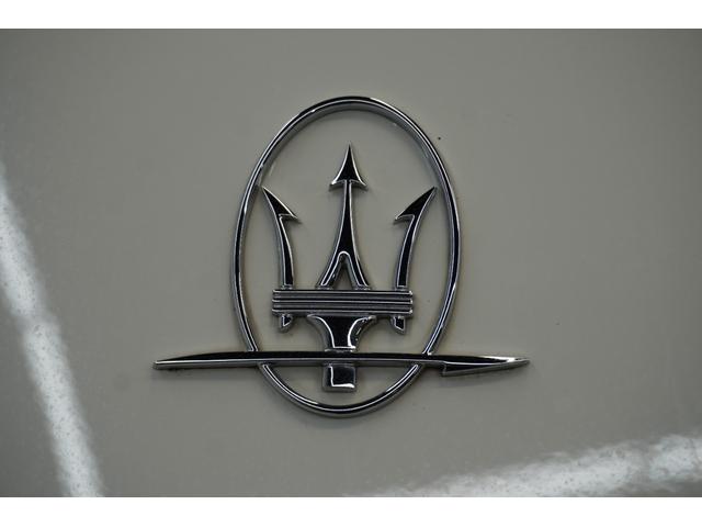 ギブリ S 純正赤本革シート メモリー機能付きパワーシート クルーズコントロール 純正20インチアルミホイール レッドキャリパー バックカメラ ETC プッシュスタート ドライブレコーダー 電動リアゲート(45枚目)