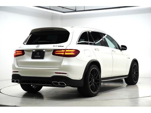 GLC GLC63 S 4マチック+ AMG専用ナッパレザーシート パノラミックルーフ ブルメスターサラウンド パノラミックビューモニター 全席シートヒーター レッドキャリパー 純正21インチアルミホイール ヘッドアップディスプレイ(5枚目)