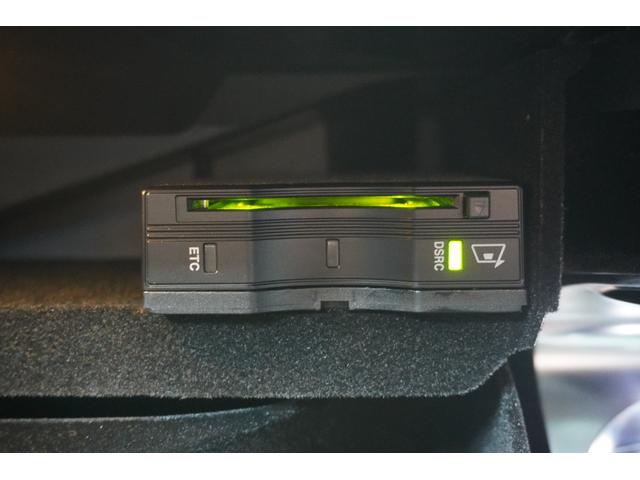 GLC GLC63 S 4マチック+ AMG専用ナッパレザーシート パノラミックルーフ ブルメスターサラウンド パノラミックビューモニター 全席シートヒーター レッドキャリパー 純正21インチアルミホイール ヘッドアップディスプレイ(44枚目)