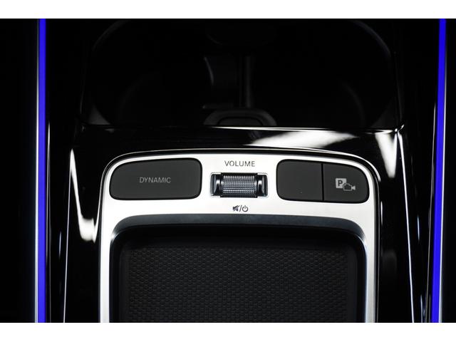 GLAクラス GLA200d 4マチック ナイトエディション 限定車 ブルメスターサラウンド パノラミックビューモニター メモリー機能付きパワーシート シートヒーター スライディングルーフ 置くだけ充電 純正20インチアルミホイール ETC 純正ドラレコ BSM(36枚目)