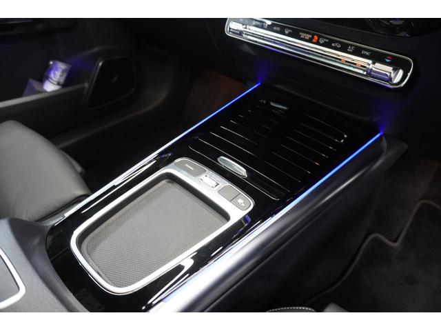 GLAクラス GLA200d 4マチック ナイトエディション 限定車 ブルメスターサラウンド パノラミックビューモニター メモリー機能付きパワーシート シートヒーター スライディングルーフ 置くだけ充電 純正20インチアルミホイール ETC 純正ドラレコ BSM(56枚目)