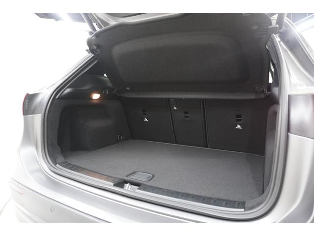 GLAクラス GLA200d 4マチック ナイトエディション 限定車 ブルメスターサラウンド パノラミックビューモニター メモリー機能付きパワーシート シートヒーター スライディングルーフ 置くだけ充電 純正20インチアルミホイール ETC 純正ドラレコ BSM(59枚目)