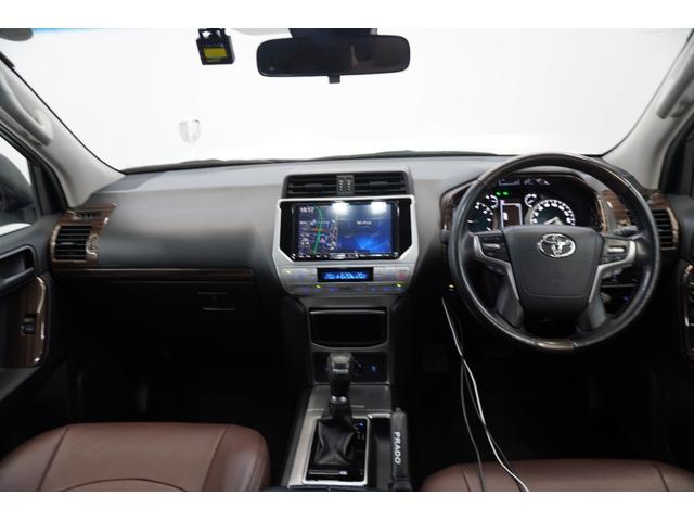 ランドクルーザープラド TX 7人乗り サンルーフ 純正タイヤ有 グリルマーカー ドライブレコーダー ウッド調ハンドル クルーズコントロール ブラウンシートカバー プッシュスタート ETC(12枚目)