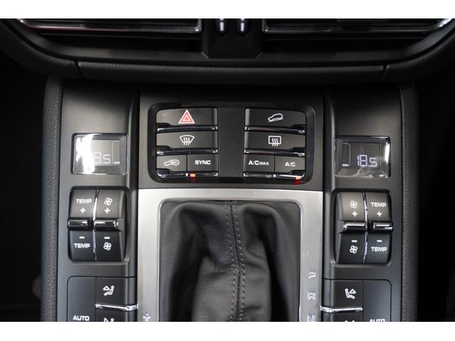 マカン マカンＳ　スポクロ　３６０°カメラ　赤／黒本革シート　純正アルミホイール　シートヒーター　ドラレコ　スピードレーダー　パワーテールゲート　ＥＴＣ２．０（29枚目）