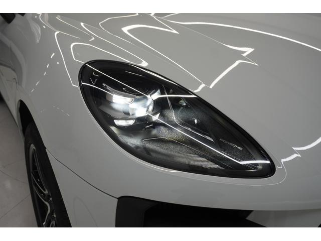 マカン マカンＳ　スポクロ　３６０°カメラ　赤／黒本革シート　純正アルミホイール　シートヒーター　ドラレコ　スピードレーダー　パワーテールゲート　ＥＴＣ２．０（62枚目）