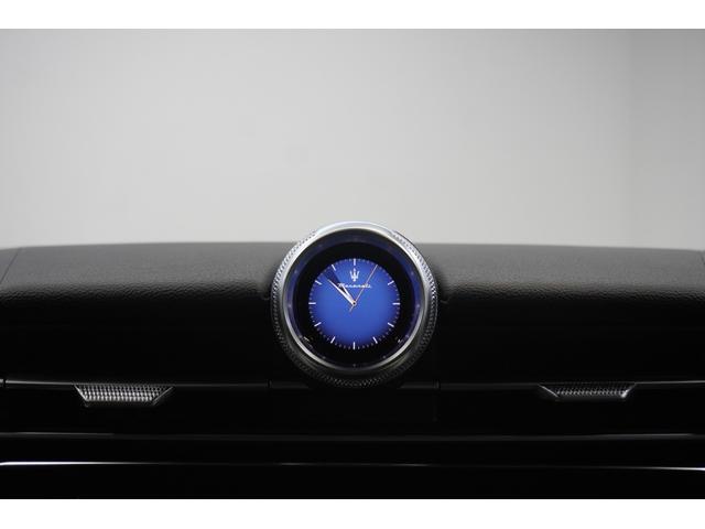 グレカーレ GT SONUS FABERスピーカー 20インチAW サンルーフ イエローキャリパー APPLECARPLAY ステアリング/シートヒーター 360度カメラ グリジオ・ラーヴァ・メタリック ETC2.0(26枚目)