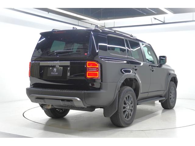 ランドクルーザー２５０ ＶＸ　モデリスタオーバーフェンダー　サンルーフ　デジタルインナーミラー　１８インチＡＷ　パノラミックビューモニタ　トヨタチームメイト　純正ナビ　デジタルインナーミラー　純正フロアマット（ロイヤル）（5枚目）