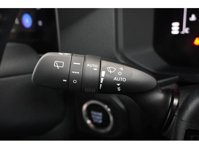 ランドクルーザー２５０ ＶＸ　モデリスタオーバーフェンダー　サンルーフ　デジタルインナーミラー　１８インチＡＷ　パノラミックビューモニタ　トヨタチームメイト　純正ナビ　デジタルインナーミラー　純正フロアマット（ロイヤル）（17枚目）