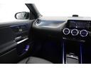 GLA200d 4マチック ナイトエディション 限定車 ブルメスターサラウンド パノラミックビューモニター メモリー機能付きパワーシート シートヒーター スライディングルーフ 置くだけ充電 純正20インチアルミホイール ETC 純正ドラレコ BSM(20枚目)