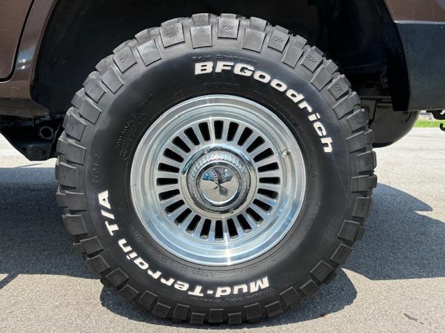 ランドクルーザープラド ＴＸ　７８プラドフェイス　Ｒｅｎｏｃａ　Ａｍｅｒｉｃａｎｃｌａｓｓｉｃ　ディーゼルターボエンジン　ブラウンメタ色替　ウッドパネル　リフトアップ　ディーンカリフォルニア１６インチ　ＢＦグッドリッチ（24枚目）